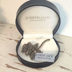 Vintage "Judith Jack" Retired Limited Edition Sterling Silver Marcasite 🌹Brocch